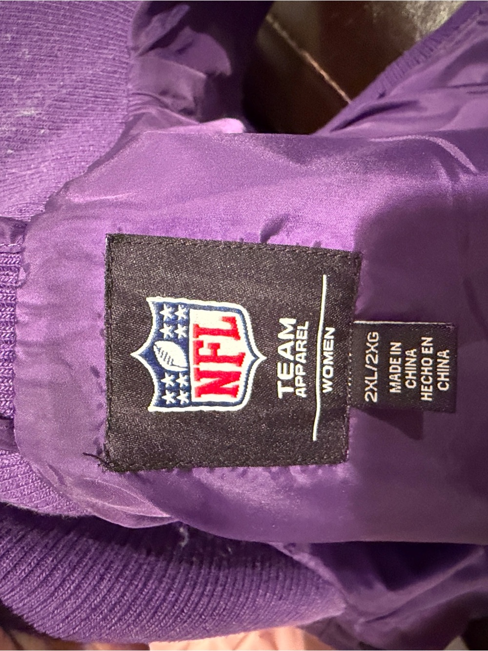 Minnesota Vikings Purple Quilted Puffer Vest for women - Picture 5 of 5